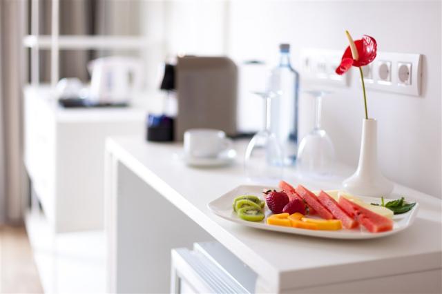 TFS - TIGOTAN LOVERS & FRIENDS - romance room (12).jpg