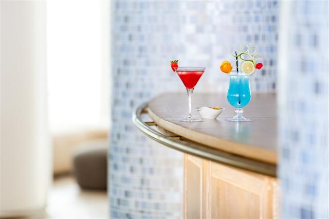 TFS - TIGOTAN LOVERS & FRIENDS - Bar Hall (1).jpg