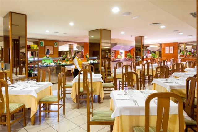 NOELIA-Playa-Restaurant-1.jpg