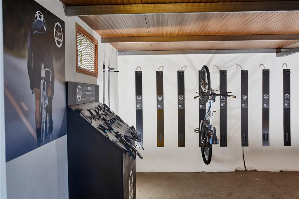 Coral_Teide_Mar_Cycling_Friendly_0 1.jpg