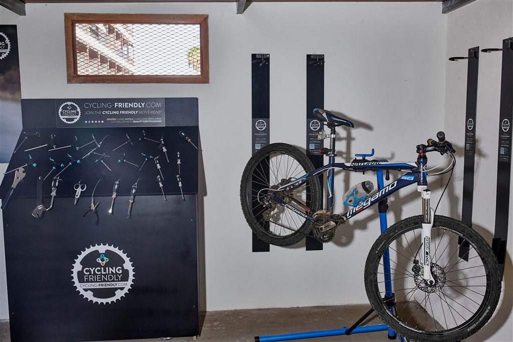 Coral_Teide_Mar_Cycling_Friendly_0 2.jpg