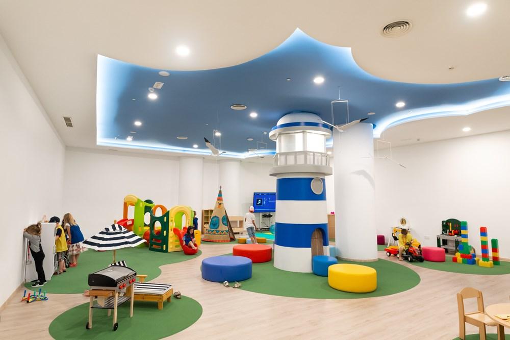 GF-VICTORIA-Baby-club3.jpg