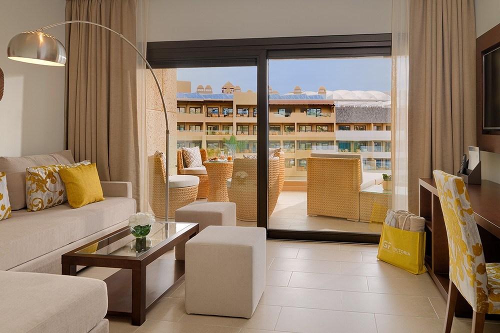 Harmony-Suite-Salon.jpg