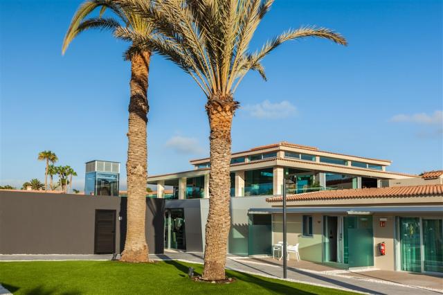 EXTERIOR ROOMS (2).jpg