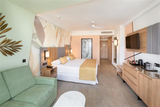 XMP_21_050 - Double room sea view_Double room.jpg