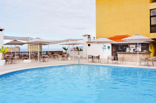 ASORA-BAR-KentiaPoolClub-JR.jpeg