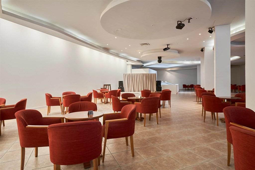 ALTEN-BAR-AguaBar-ShowStage-JR.jpeg