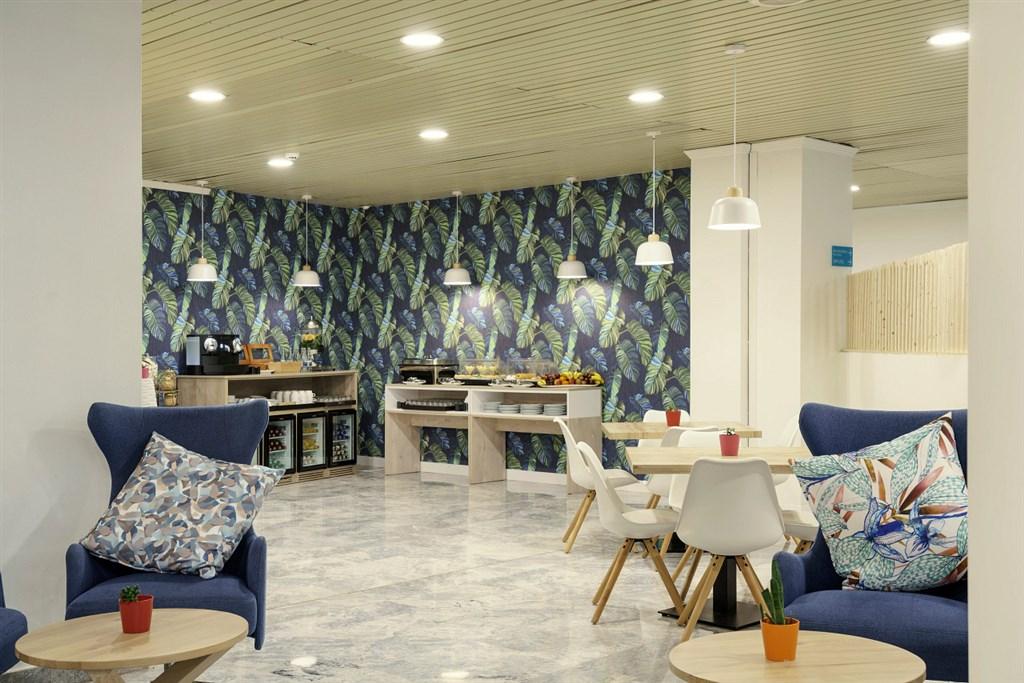 ALTEN-BAR-MFC-Lounge1-JR.jpeg