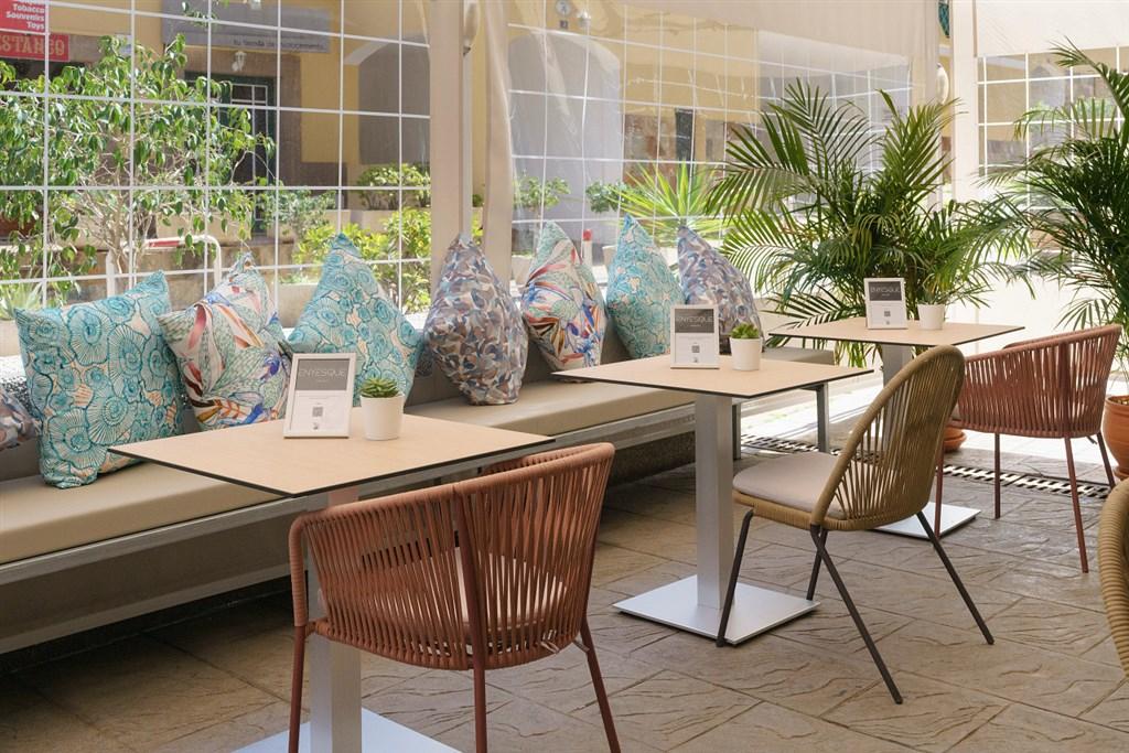 ALTEN-RES-Enyesque-Terrace2-JR.jpeg