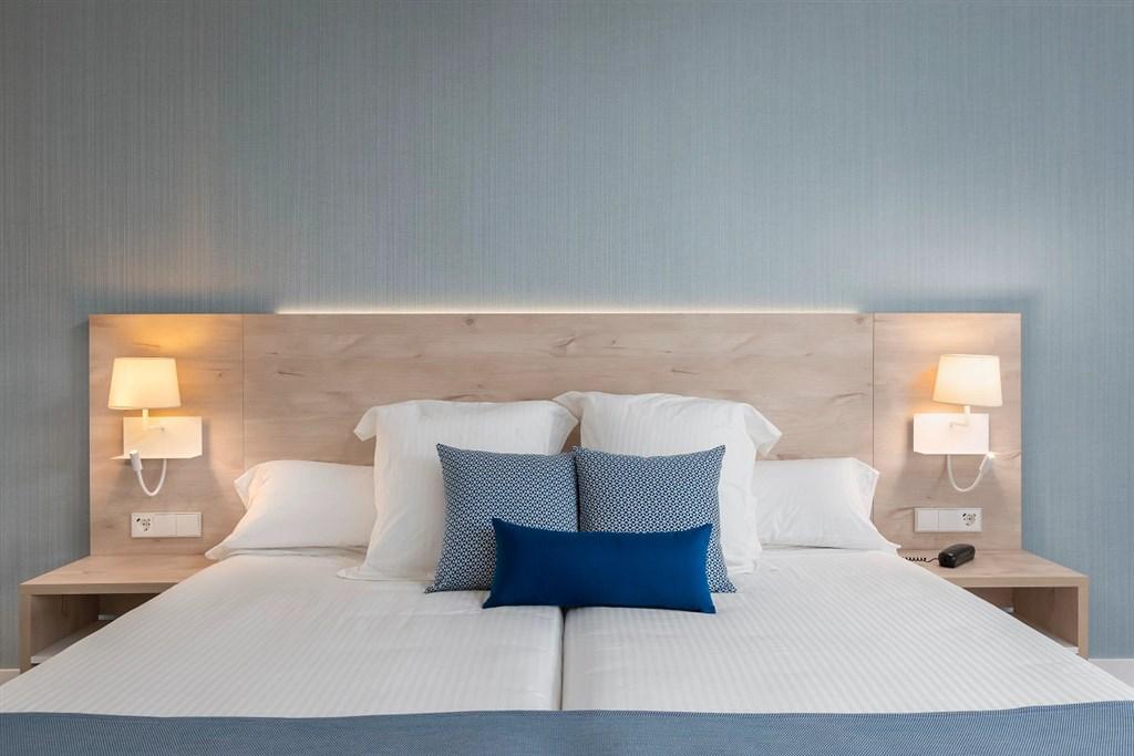 ALTEN-DB-Twin-Bed-JR.jpeg