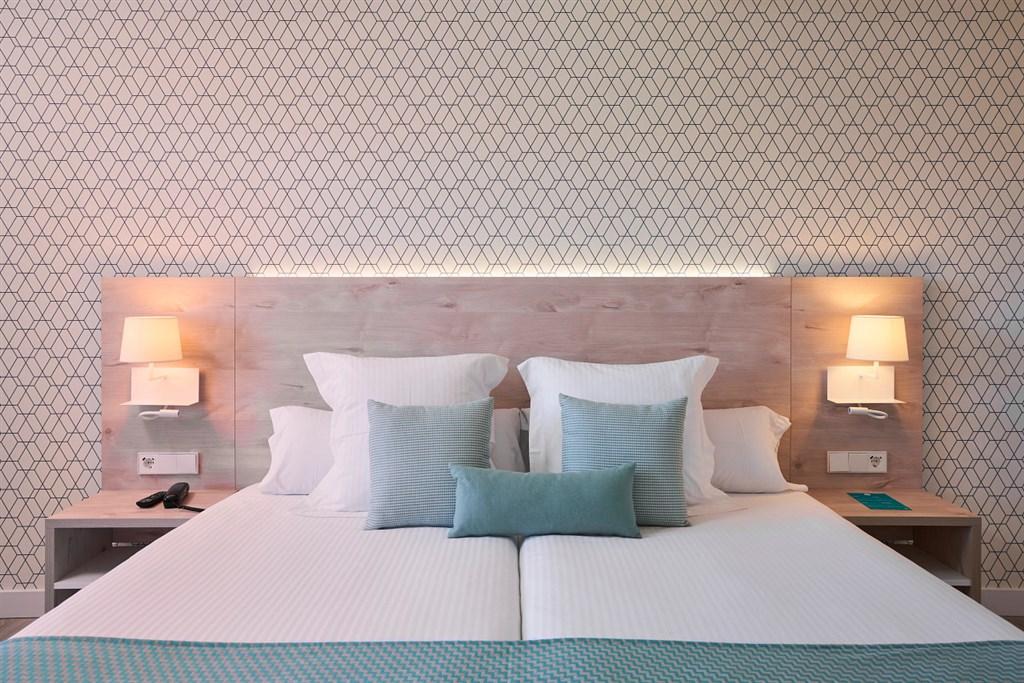 ALTEN-MFC-DB-OV-Bed-JR.jpeg