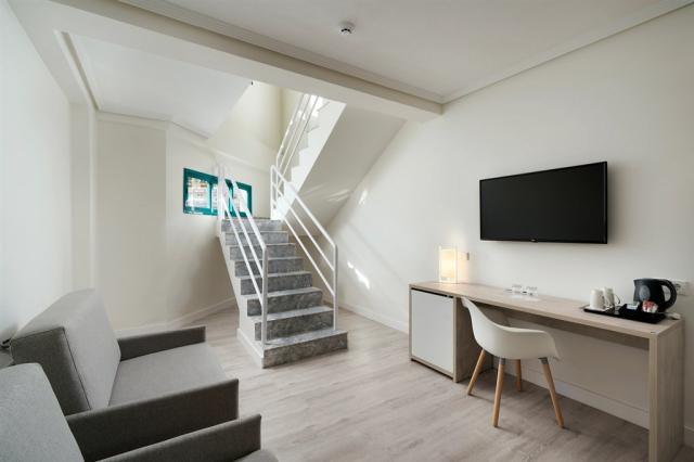 ALTEN-ST-OV-LIVING-JR.jpeg