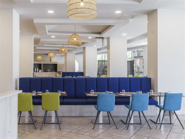 ALATG-RES-Terra-Cafe3-JR.jpg