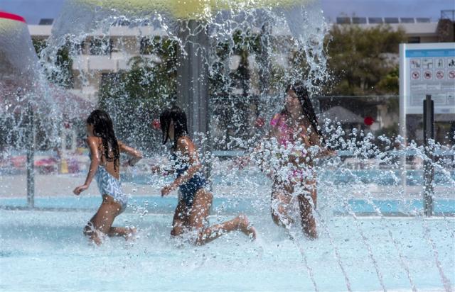 _TAL9618-KidsSplashPool021.jpg