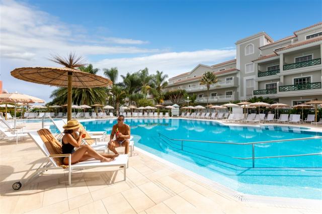 GAR_19_003 - Pools.jpg