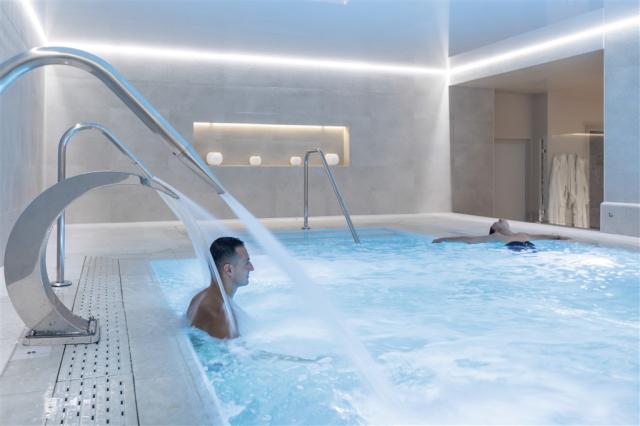 GAR_19_051 - Spa.jpg