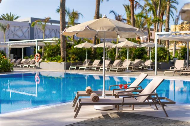 XPL_19_016 - Pools.jpg