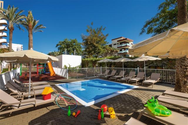 XPL_19_026 - Children's swimming pool.jpg