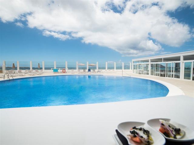 tao-caleta-mar-piscina-1.jpg