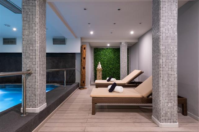 Roca Negra Spa 06.jpg