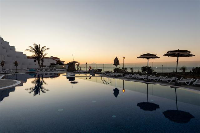 Roca Negra Piscina 04.jpg