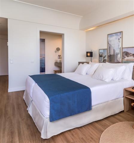 BLANAR_ROOM_130_Junior Suite.jpg