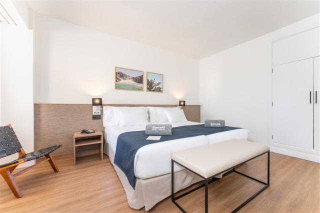 BLANAR_ROOM_05_Junior Suite.jpg