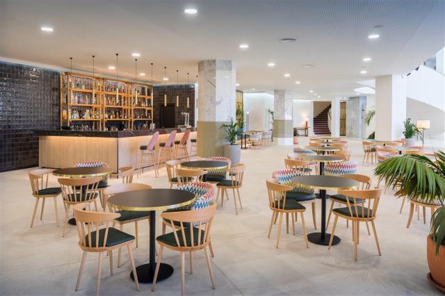 BLANAR_GAST_03_Lobby Bar B-Lounge.jpg