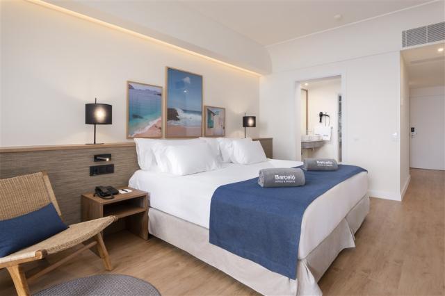 BLANAR_ROOM_93_ Doble, Vista Mar.jpg