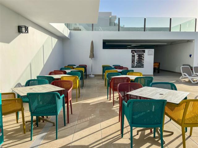 Restaurante & Pool Bar (6).jpg