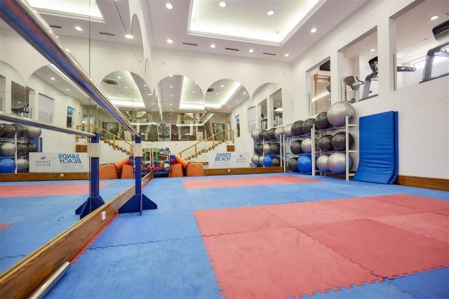 SB-GYM-246-MITL9372-©JamesMitchell.jpg