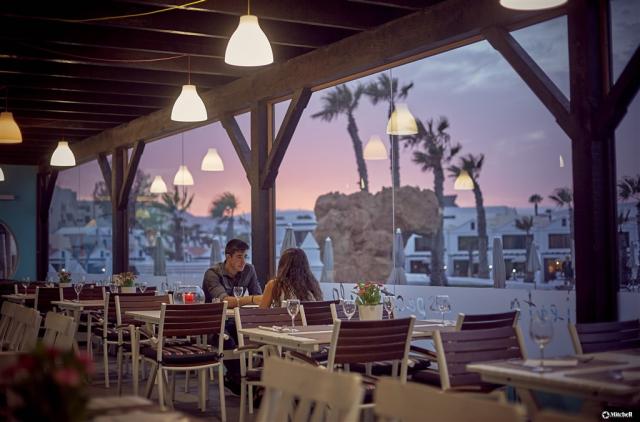 SandsBeach-lido-107MITL9328-©JamesMitchell.jpg