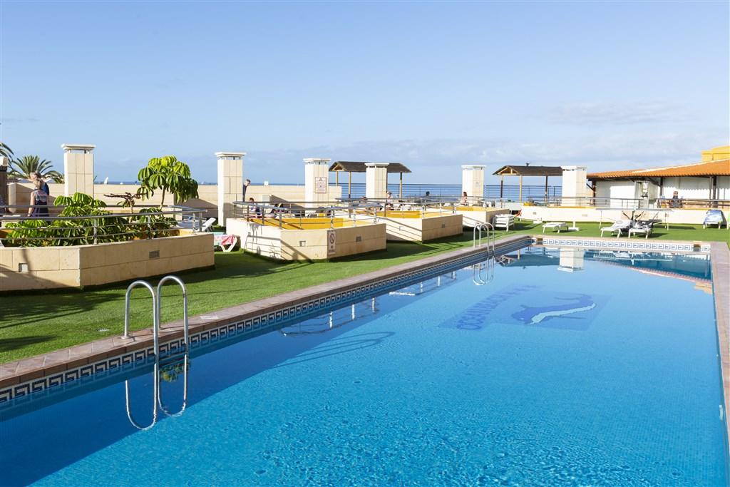 20181102_Villa_de_Adeje_Beach_002_piscina.jpg