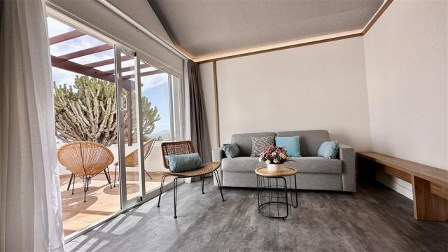 010-W-room-example-apartment-standard-sea-view-bungalow-1-bedro