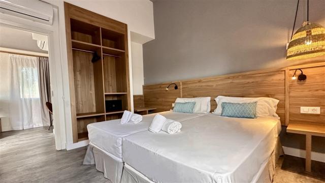 013-W-room-example-apartment-standard-sea-view-bungalow-1-bedro