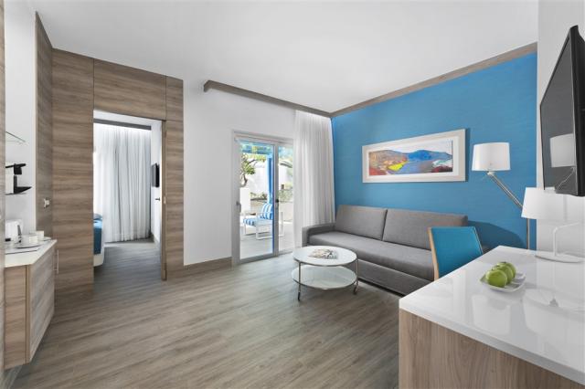 5.2 Suite.jpg