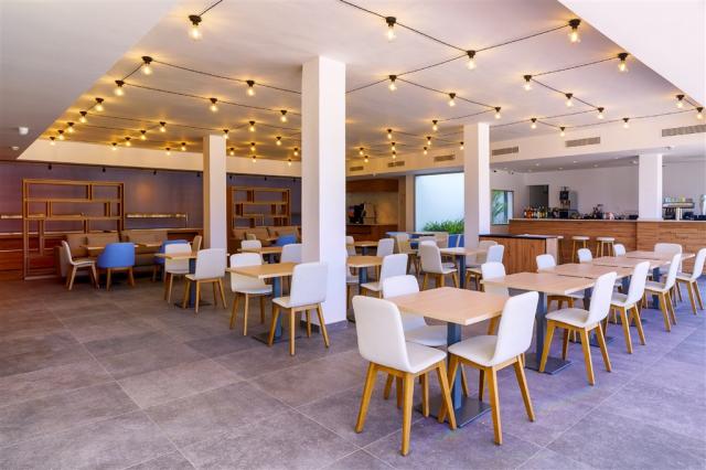 Restaurant (4)4.jpg