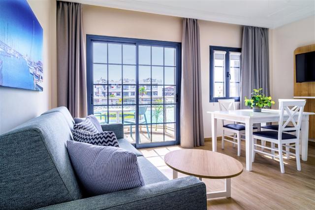 Apartment 1 Room (1).jpg