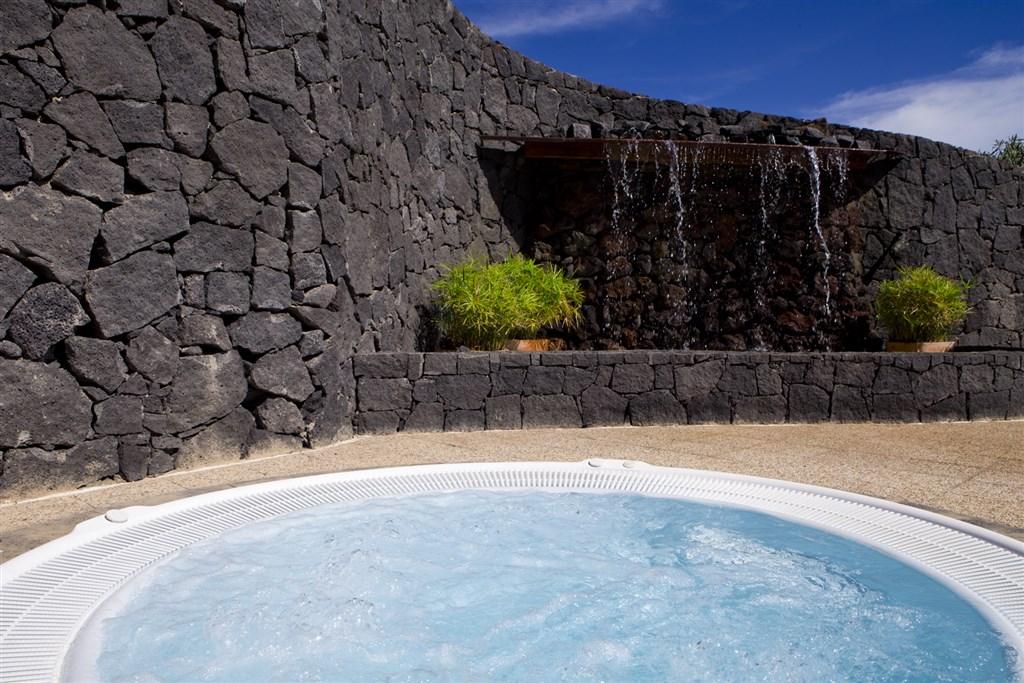 ACE - LIVVO COLORADAMAR - piscina (11).png