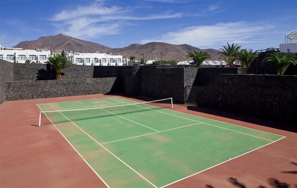 ACE - LIVVO COLORADAMAR - pista tenis.png
