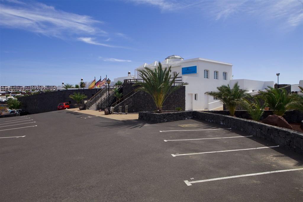 ACE - LIVVO COLORADAMAR - parking.png
