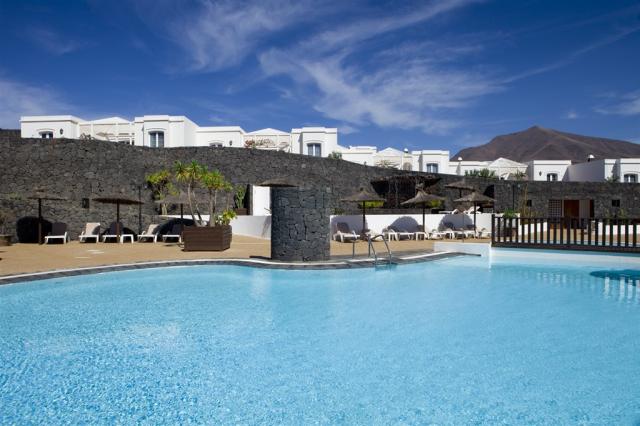 ACE - LIVVO COLORADAMAR - piscina (3).png