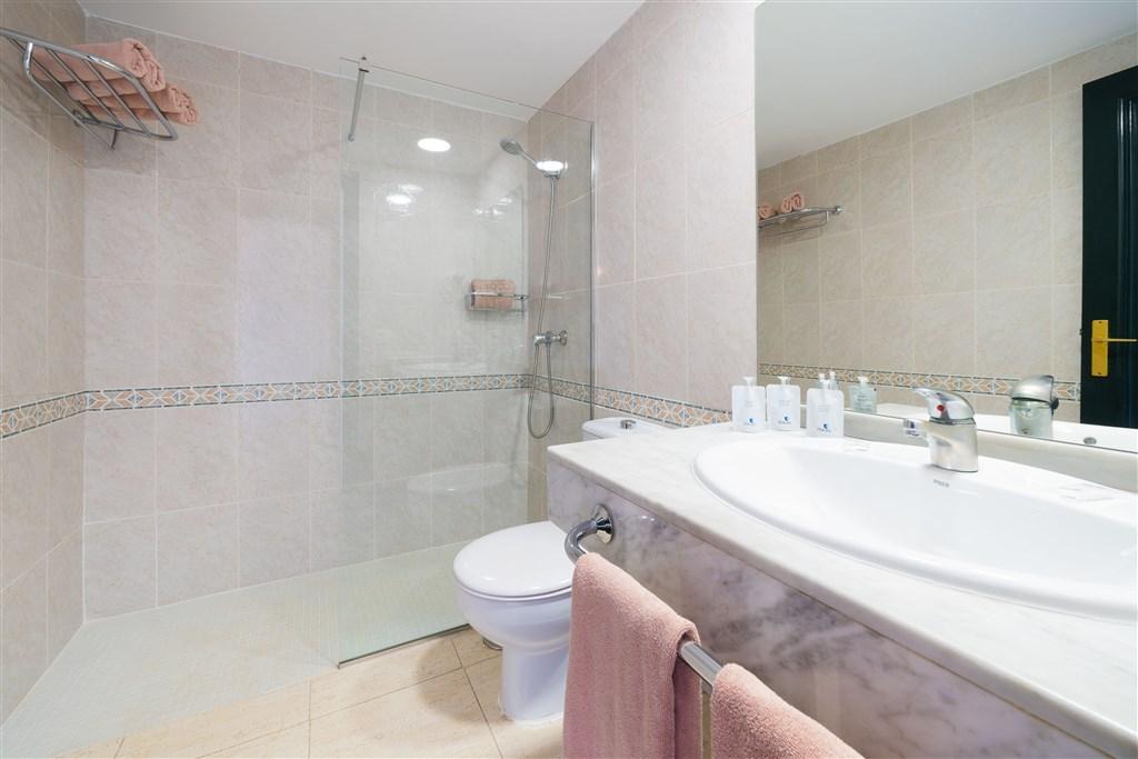 Apartamento-estandar-1-2-dormitorios-Club-Siroco (9).jpg