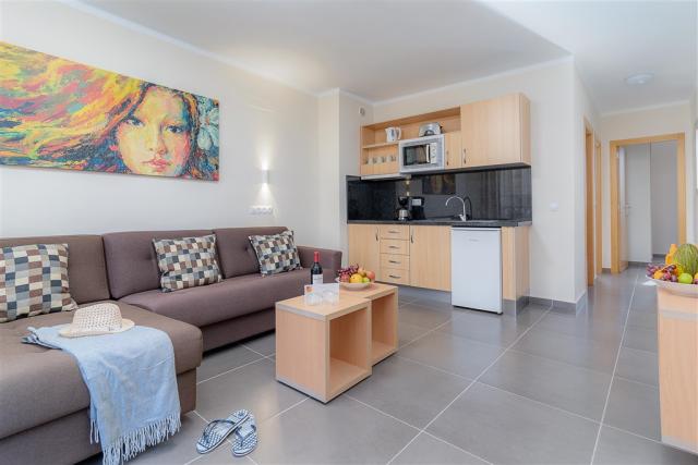 Apartamentos-premium-1-2-dormitorios-Club-Siroco (1)_1.jpg