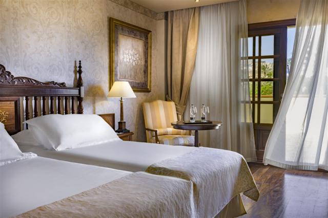 11.1 Double Room.jpg
