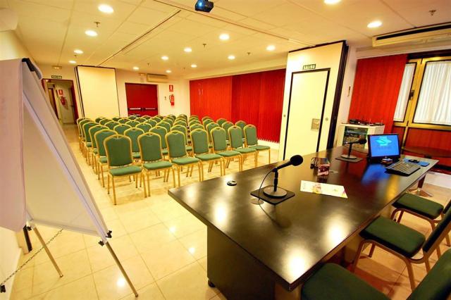 konference (2).jpg