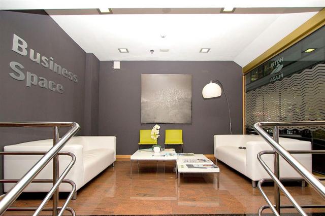 lobby10.jpg