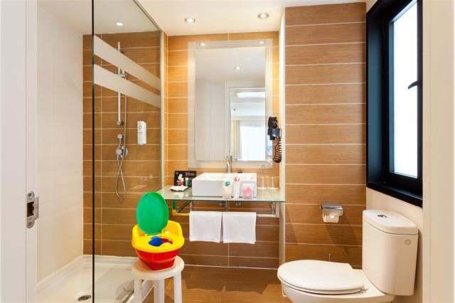 BLBEACH (6).jpg