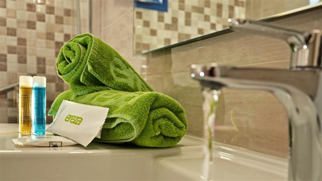 2 Amenities.jpg