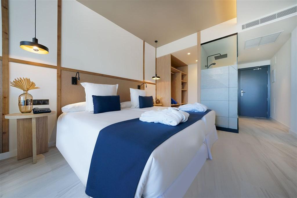 Standard Room 4-L Costa Mogán.jpg